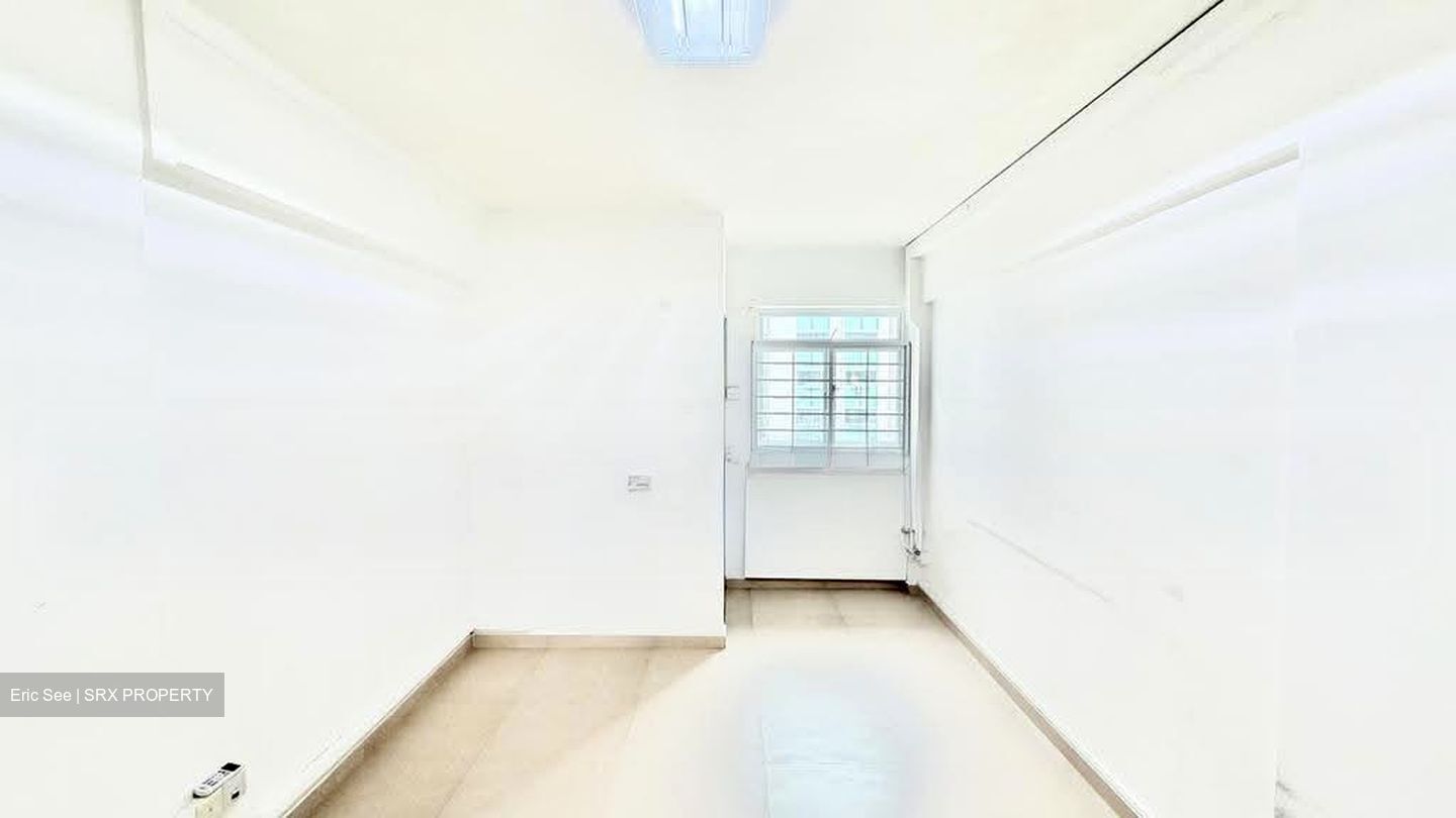 Blk 151 Yio Chu Kang Grove (Ang Mo Kio), HDB 3 Rooms #629685051